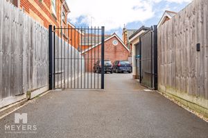 Photo 5- click for photo gallery